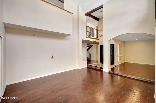 Building Photo - 10613 N 9th St