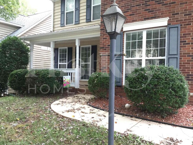 Foto del edificio - 8102 Kingston Dr