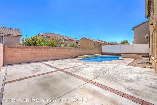 Building Photo - 5 br, 3 bath House - 1213 Checkmark Ave'