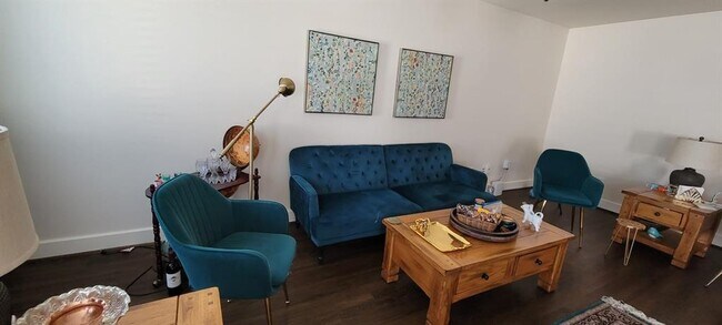 Foto del edificio - 11734 Chanteloup Dr