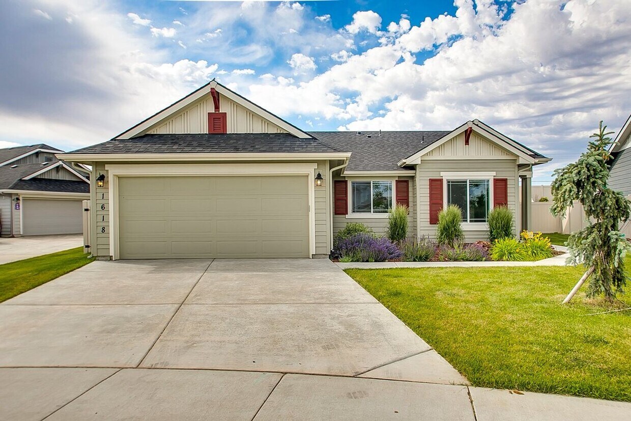 Foto principal - Beautiful Home in Kuna with Community Pool!