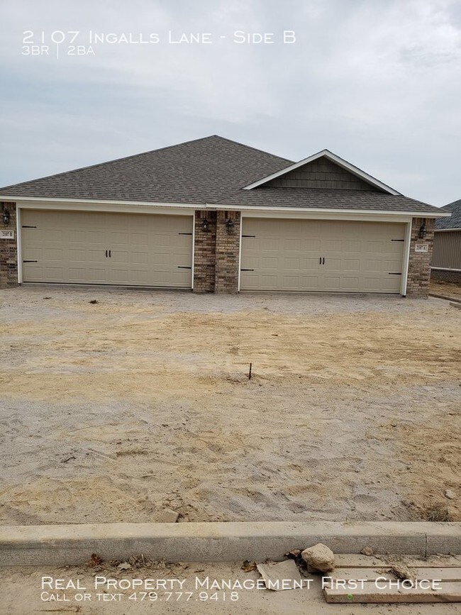Building Photo - 2107 Ingalls Ln