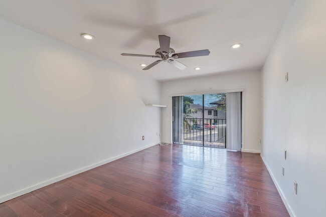 Building Photo - 4576 SW 139th Ct