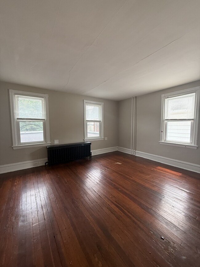 Photo - 272 Maple Ave (Ambler, PA) Townhome