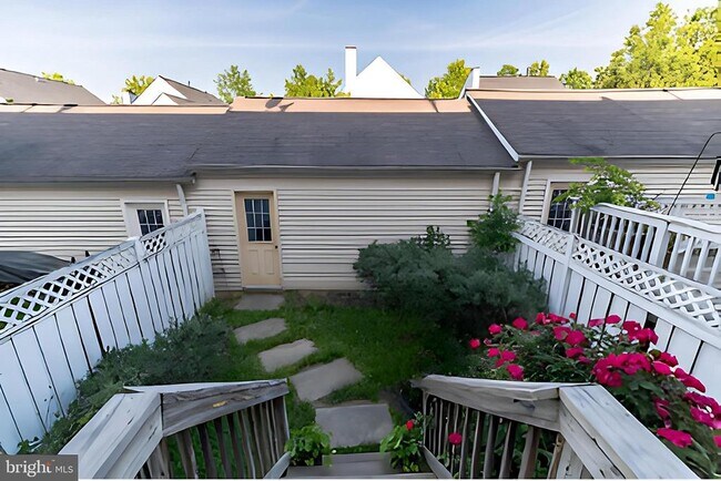 Building Photo - 20332 Charter Oak Dr