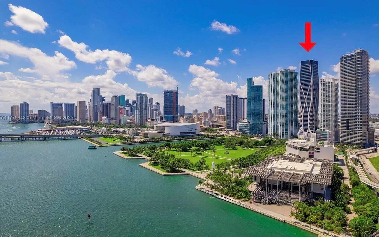Foto principal - 1000 Biscayne Blvd