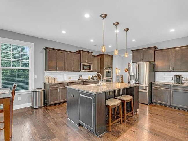 Building Photo - Build Equity While Leasing - Lease and Own...
