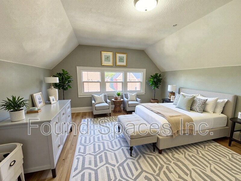 Photo principale - 76 Sanford Ave S