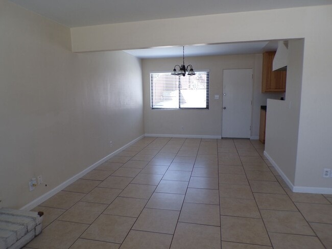 Building Photo - Nicely Upgraded Single Story Home in Vande...