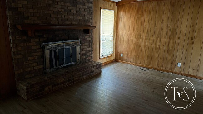 Foto del edificio - 133 Runaway Point Rd