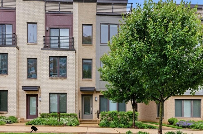 Photo - 6924 Rockledge Dr Townhome
