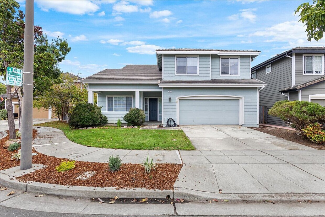 Photo - 16 Smith Ct - 4 bedroom | 2.5 bathroom | Single family home