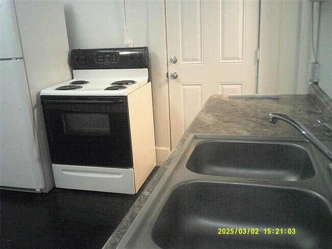 Foto del edificio - 730 4th Ave N