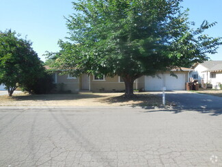 Building Photo - 2302 Westwood Dr