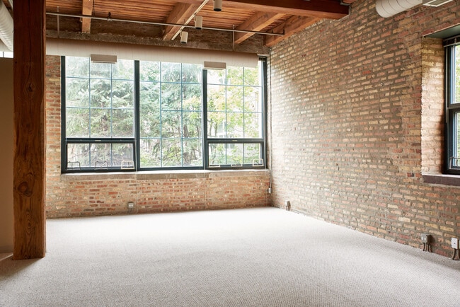 Building Photo - River West Lofts