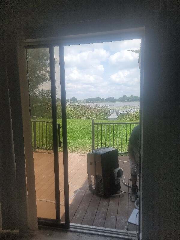 Foto del edificio - 5635 Struthers Ct