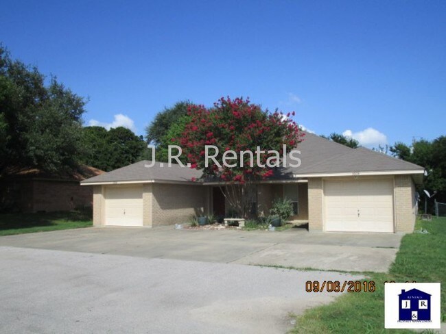 Foto del edificio - Perfect Starter Home Ready For You To Lease