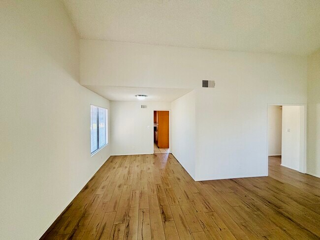 Foto del edificio - 36778 Spanish Broom Dr