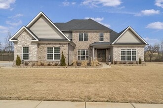 Building Photo - 333 Merrydale Dr