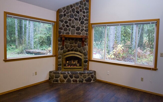 Building Photo - 7481 Miller Way