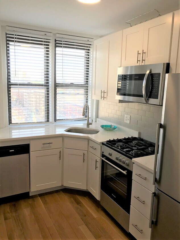 Foto principal - 79 Westland Ave