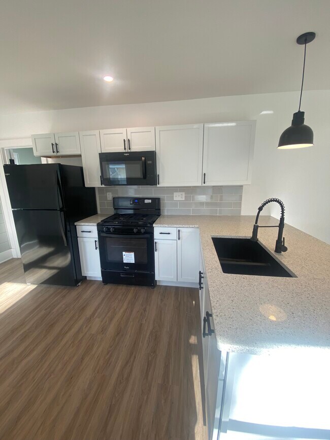 Foto del edificio - 1131 E Garfield St