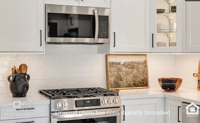 Foto del edificio - Modern Downstairs 2-Bedroom Unit Minutes from Sonoma Plaza