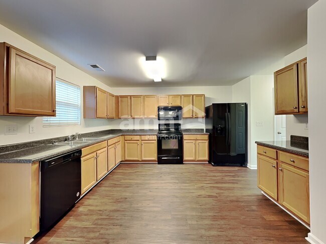 Foto del edificio - 3904 Edgewood Terrace Rd