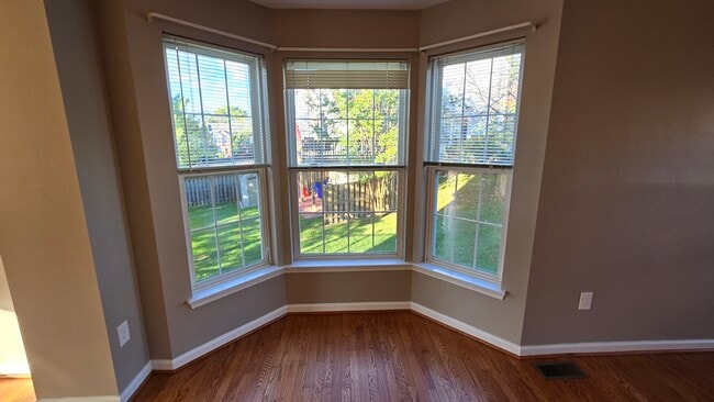 Sala de estar - 9443 Birchwood Ln