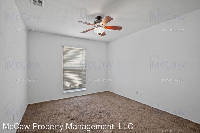 Building Photo - 3 br, 2 bath House - 716 Roaming Rd.