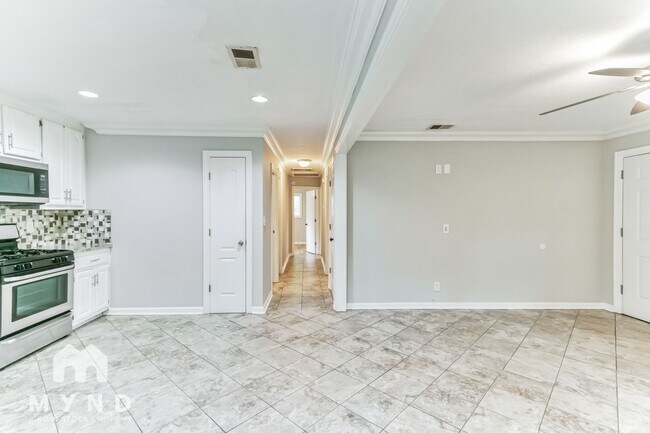 Building Photo - 4741 Kings Hwy