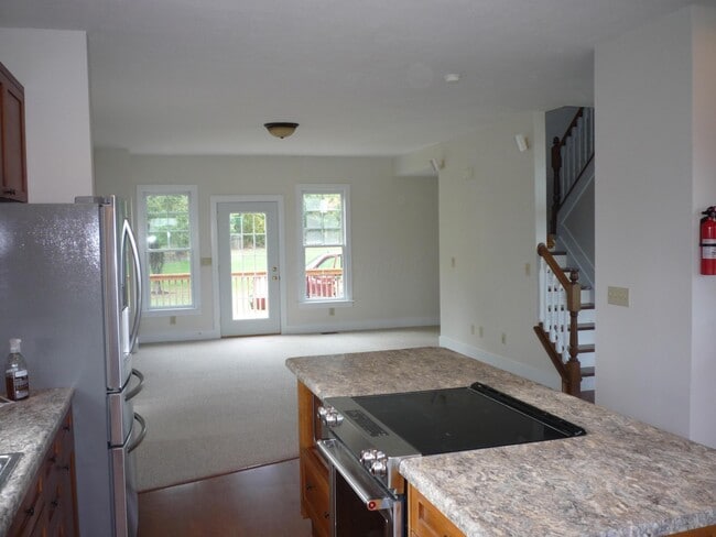 Foto del edificio - 10012 Hollow Rd SW