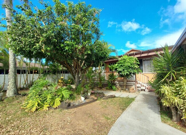 Foto del edificio - 620B Auwai St