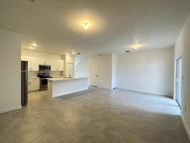 Building Photo - 26476 Southwest 148th Court