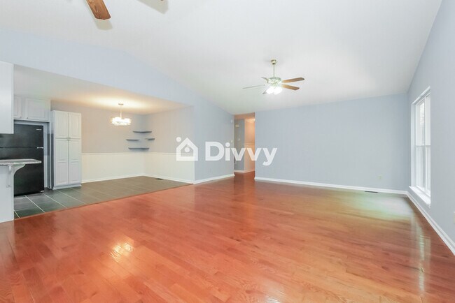 Foto del edificio - 5040 East Lake Parkway