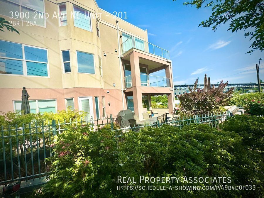 Primary Photo - Gas Works Condo!