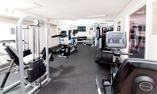 Foto del edificio - 1500 E Riverside Dr