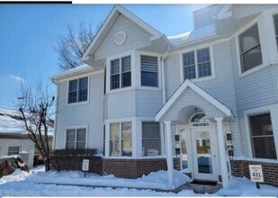 Building Photo - 425 S Madison St