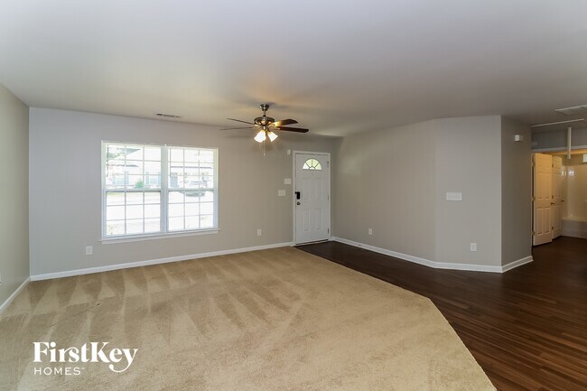 Building Photo - 8409 Military Wy