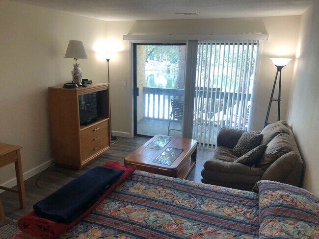 Foto del edificio - Waterfront Studio in Niceville!