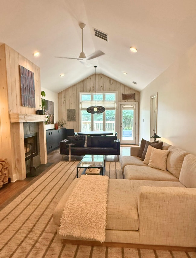 Photo - Completely Renovated Home in Midtown - 420 S. Holmes Cir.