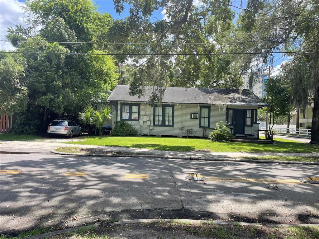 Foto principal - 203 NW 15th St