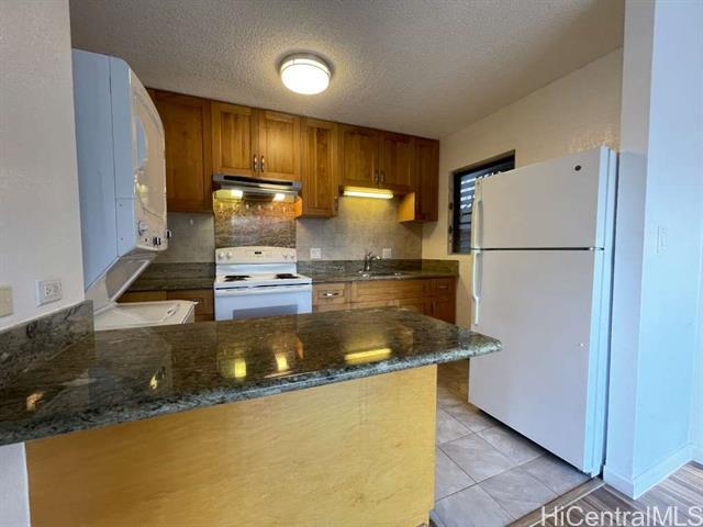 Foto del edificio - 47-420-420 Hui Iwa St