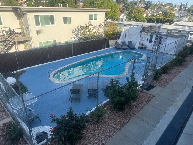 Foto del edificio - 729 E Elder St