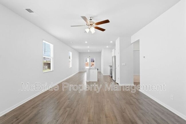 Foto del edificio - 6036 Beadlow St