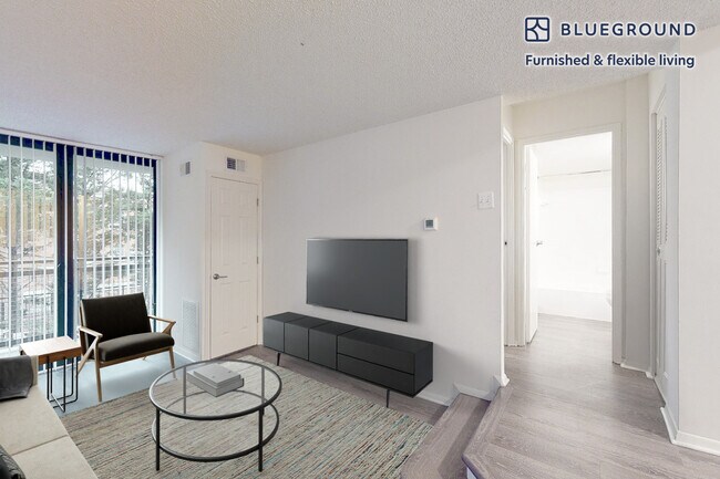 Building Photo - 2950 Van Ness St NW