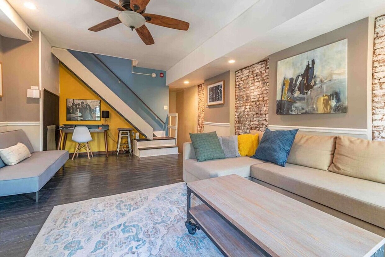 Foto principal - 1136 Rodman St