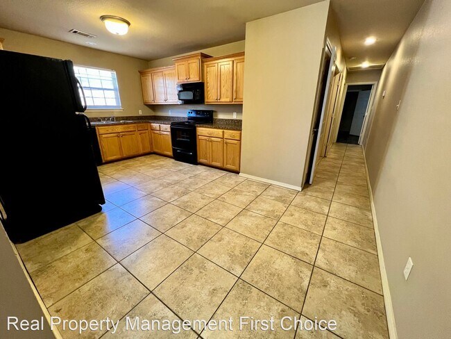 Foto del edificio - 2 br, 1 bath House - 5019A S 28th St