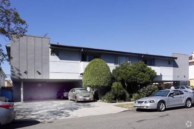 Foto del edificio - 3525 Jasmine Ave