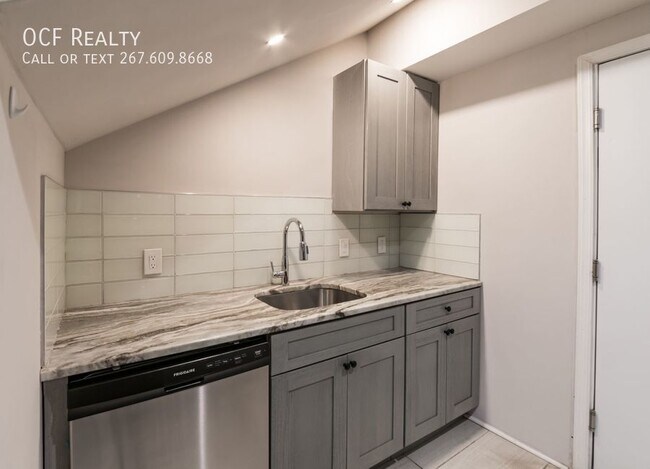 Foto del edificio - 46 S 44th St